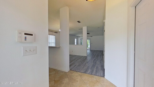 Building Photo - 1140 Hidden Cove Cir