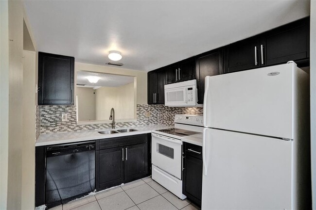 Foto del edificio - 3861 NW 90th Ave