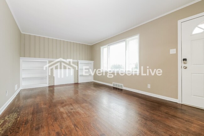 Foto del edificio - 5424 Monrovia St