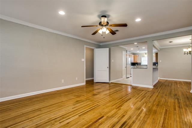 Building Photo - 3945 Hawick Ln