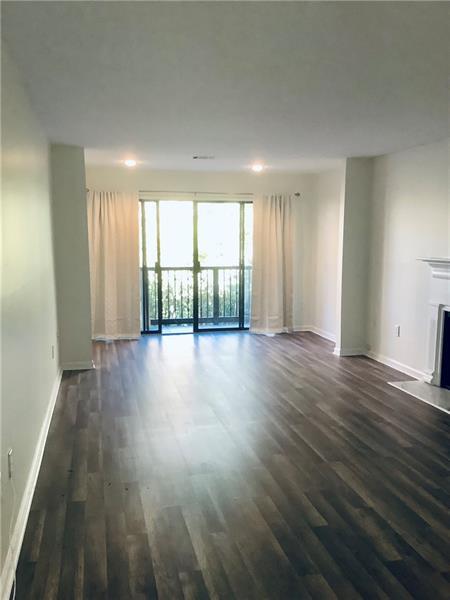 Foto del edificio - 4207 Pine Heights Dr NE