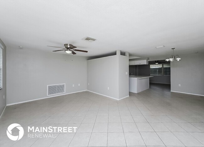 Building Photo - 7115 Moravian Dr