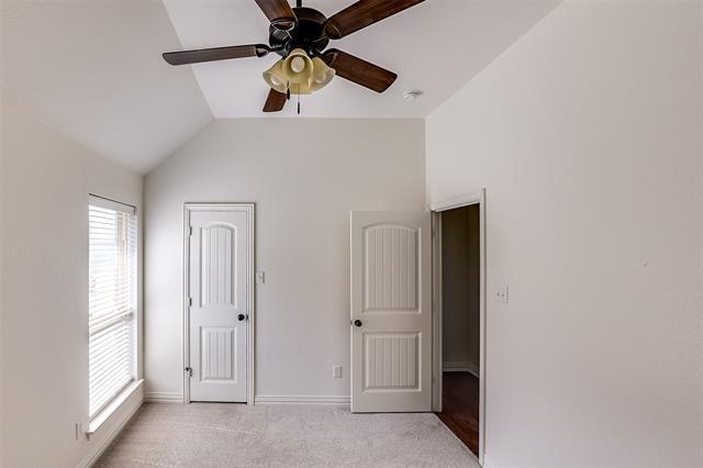 Foto del edificio - 112 Whitetail Dr