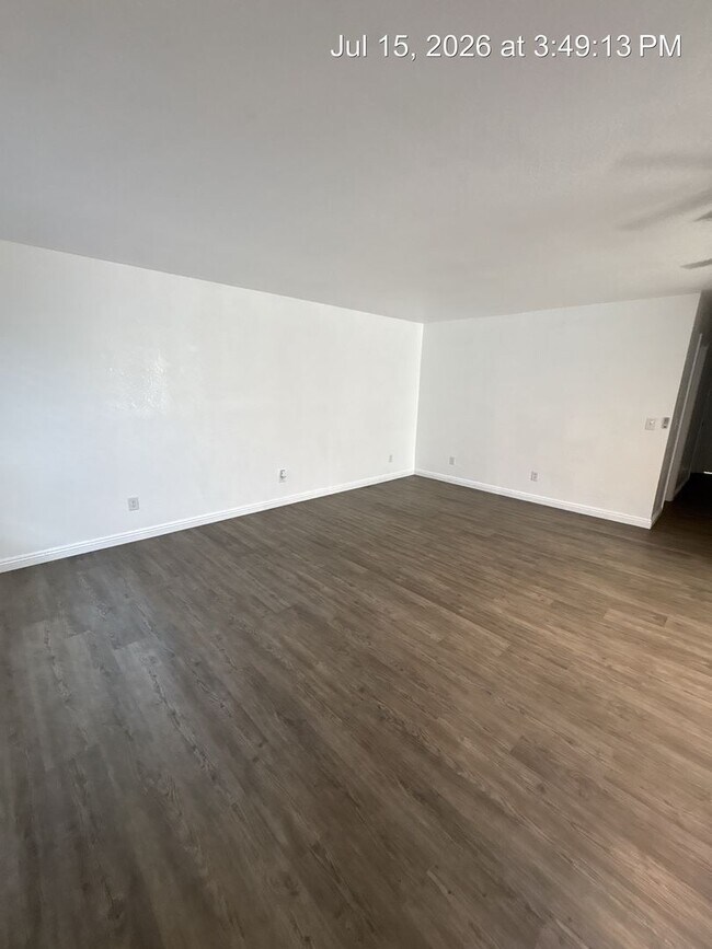 Foto del edificio - 388 Crestwood Ave