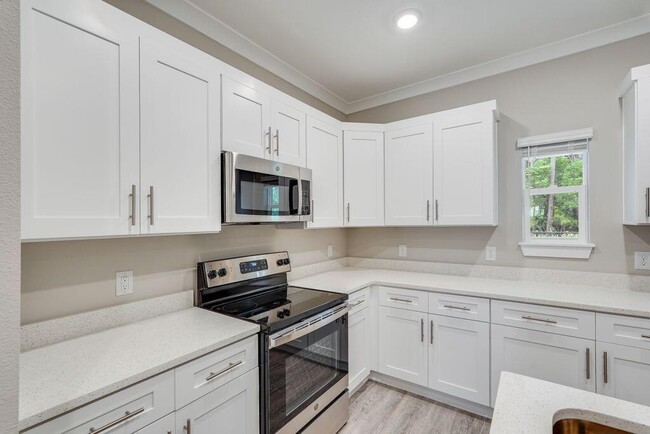 Building Photo - 90 Date Palm Ln