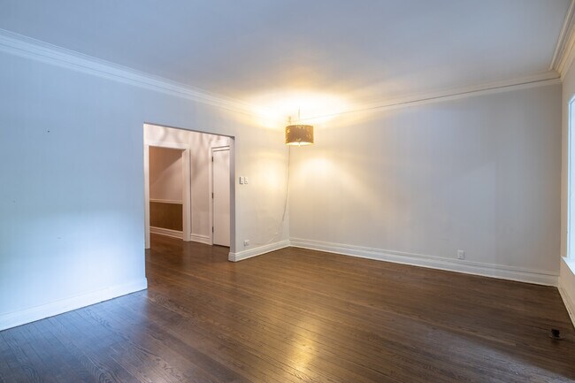 Foto del edificio - 712 W Buena Ave
