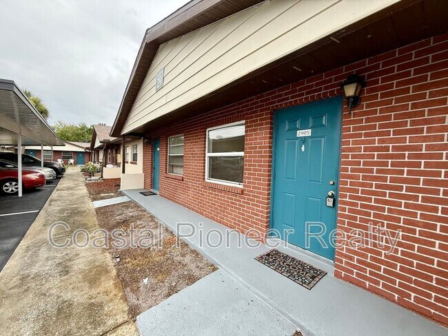 Foto del edificio - 24862 U.S. Hwy 19 N