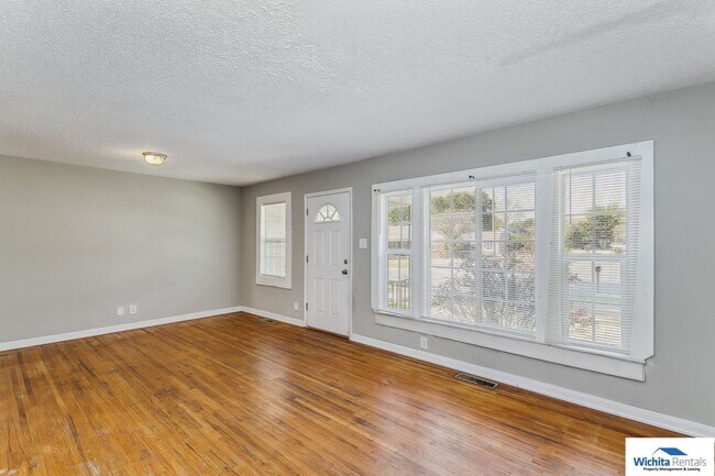 Foto del edificio - 7131 E Gilbert St
