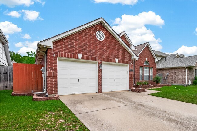 Foto del edificio - 12914 Fox Arrow Ln