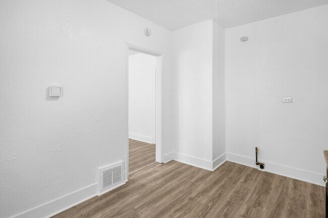 Foto del edificio - 13500 3rd Ave