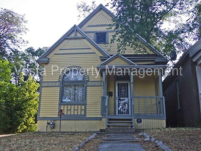 Building Photo - 2668 Jefferson Ave