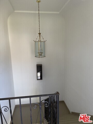 Foto del edificio - 321 1/2 S Reeves Dr