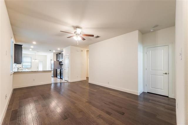 Foto del edificio - 7105 Wildflower Wy