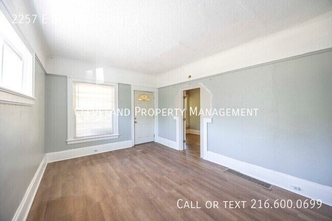 Building Photo - 2257 E 80th St