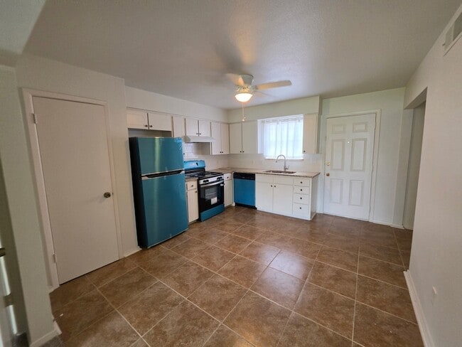 Photo - 8001 Carrick Street Unit B Apartment
