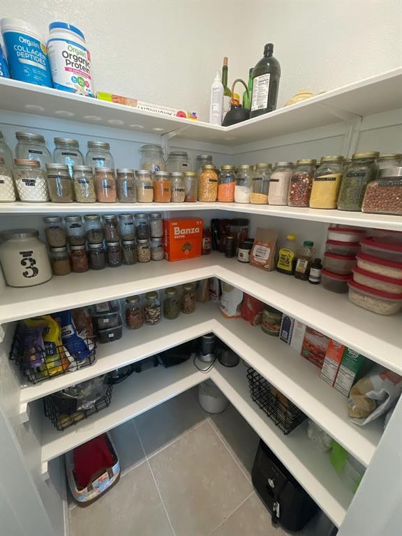 Foto del edificio - 11500 Maple Leaf Way