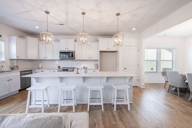 Building Photo - 173 Tillery Ln