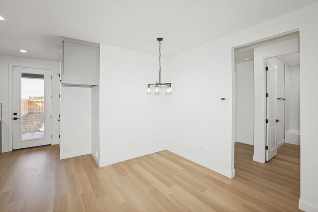 Foto del edificio - 10424 Tierra Santa Dr