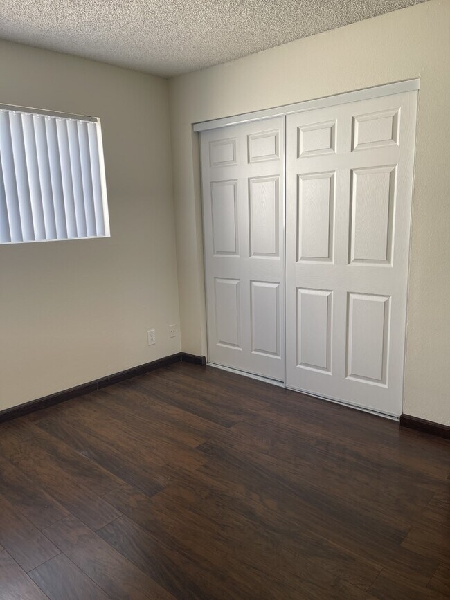 Foto del edificio - 667 W Milford St