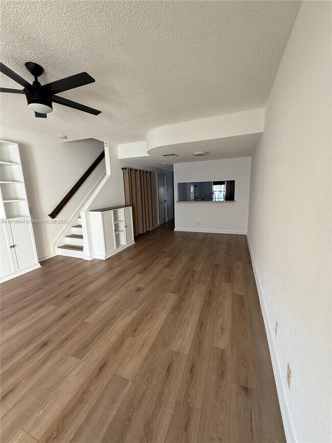 Foto del edificio - 3192 SW 50th St