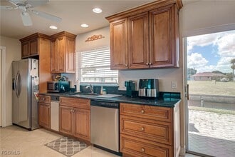 Building Photo - 2019 Clark Ave