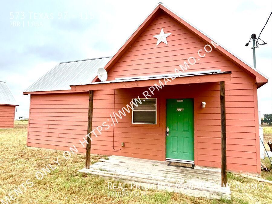 Primary Photo - AVAILABLE NOW! 2 Bedroom / 1 Bath Lodge w/...