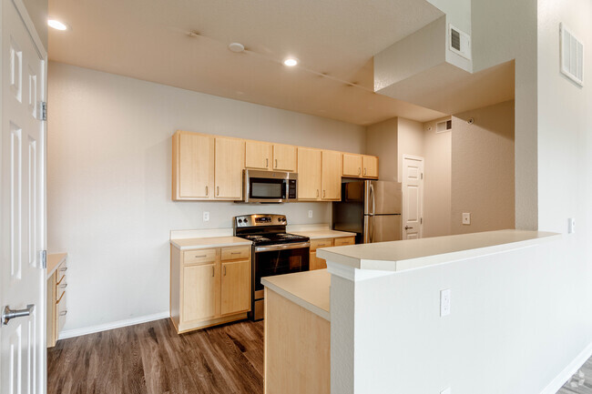 1BR, 1BA - 756SF - Panorama at Arvada Ridge