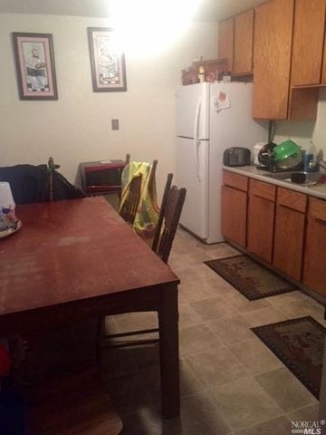 Interior Photo - 236-242 Ohio St