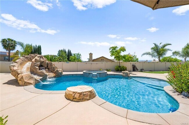 Foto del edificio - Gorgeous Murrieta 4 Bedroom/3 Bath Home wi...