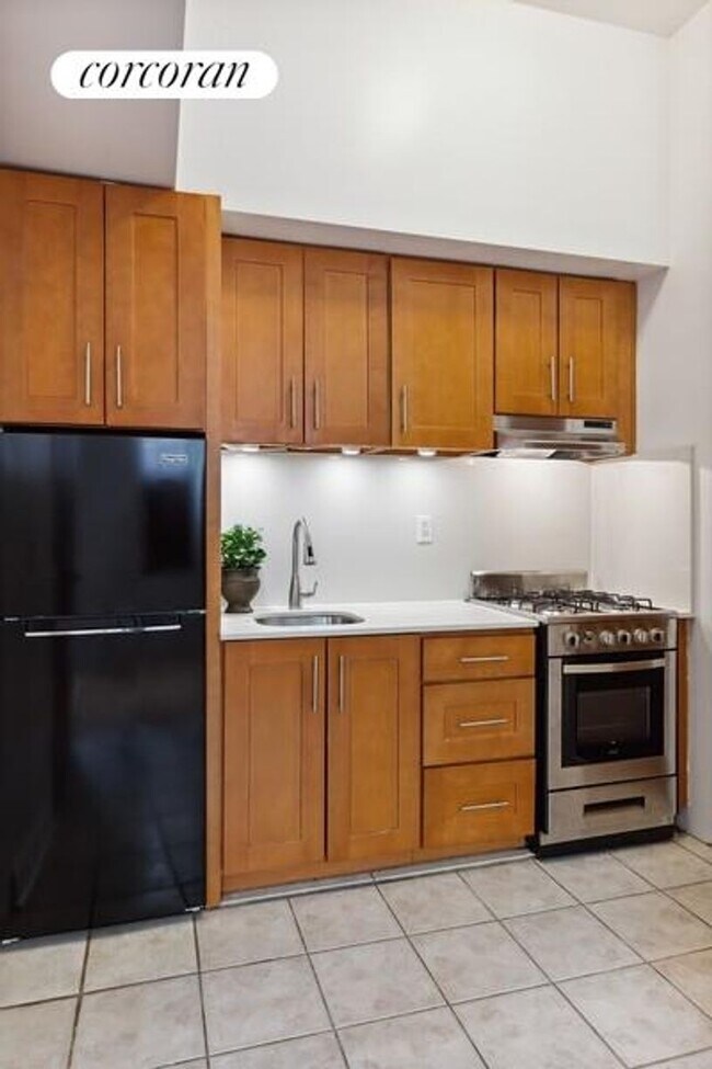 Foto del edificio - 161 Columbia Heights