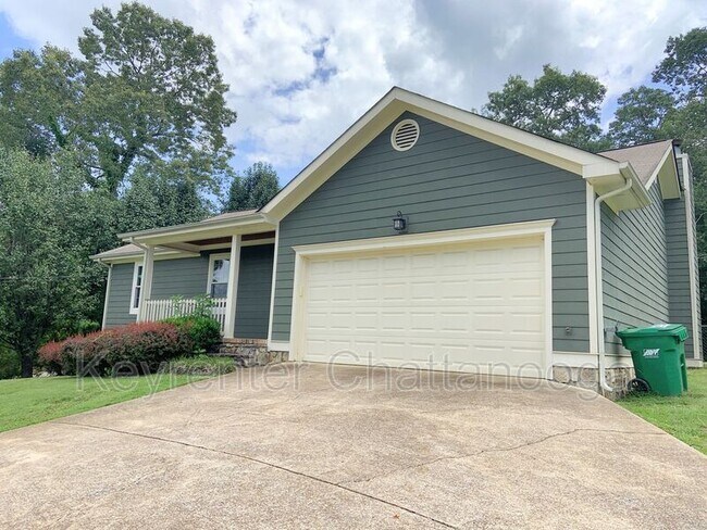Building Photo - 5342 Hunter Village Dr