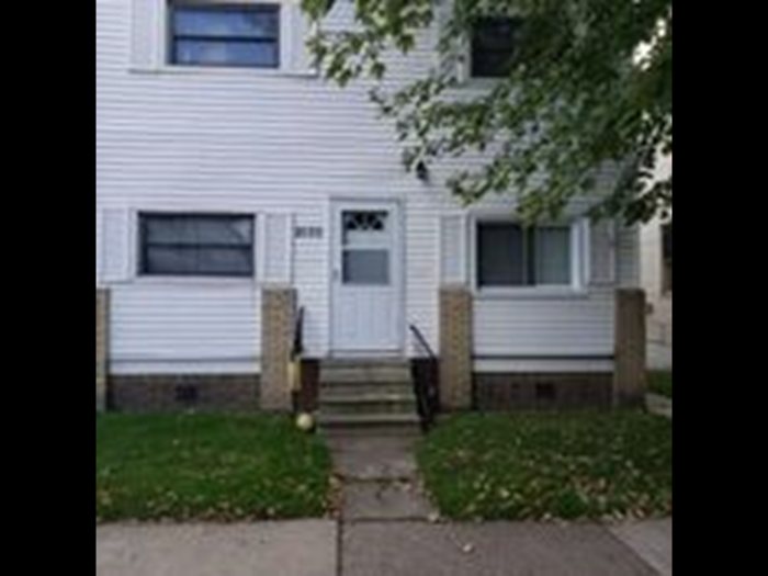 Primary Photo - 2130 Belmont St
