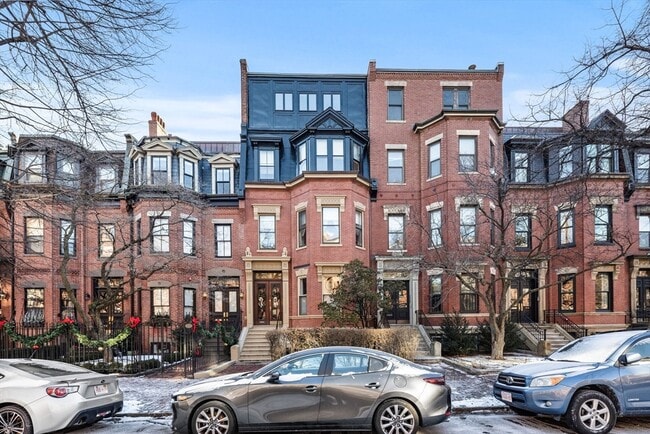 Foto del edificio - 348 Marlborough St