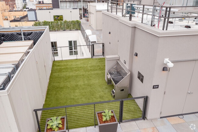 Pet Spa - TL Residences