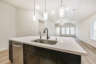 Building Photo - 455 Mathis Lk Ct