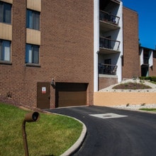 Park Plaza Apartments photo'