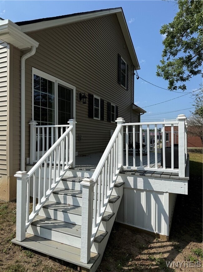 Foto del edificio - 8550 Nottingham Terrace