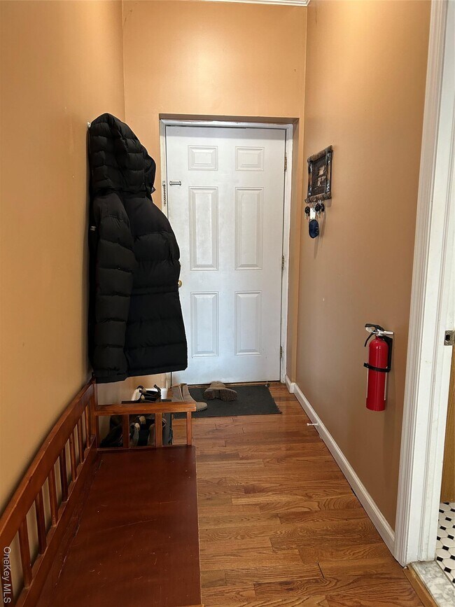 Building Photo - 666 Jersey Ave