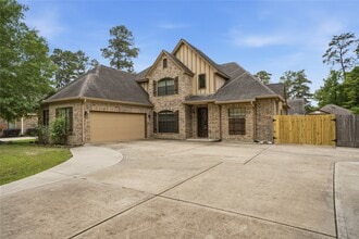 Building Photo - 536 Stephen F Austin Dr