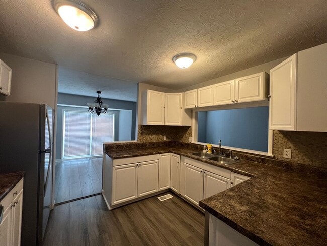 Building Photo - 7117 San Juan Dr