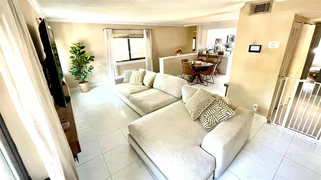 Foto del edificio - 134 Wimbledon Lake Dr