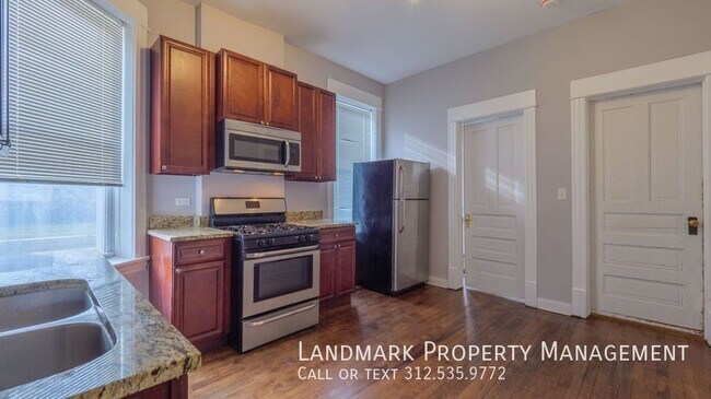 Foto del edificio - 2608 W Potomac Ave