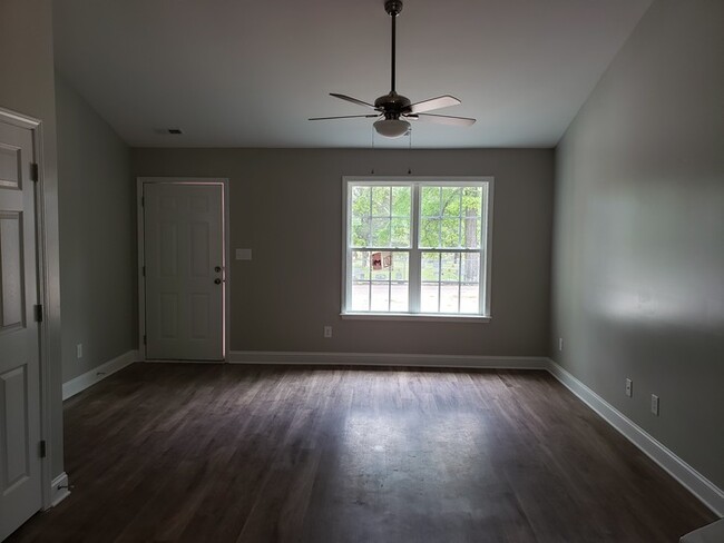 Foto del edificio - Duplex for Rent 100 Chavis Street Franklinton