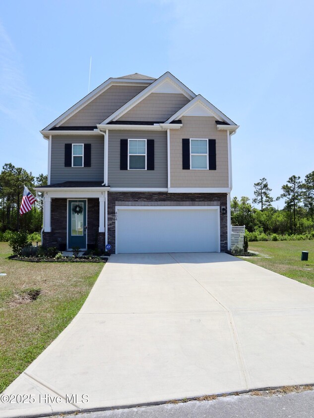 Foto principal - 404 Willet Ct