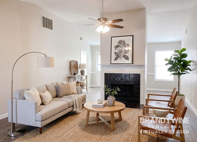 Building Photo - 1139 Commons Ct