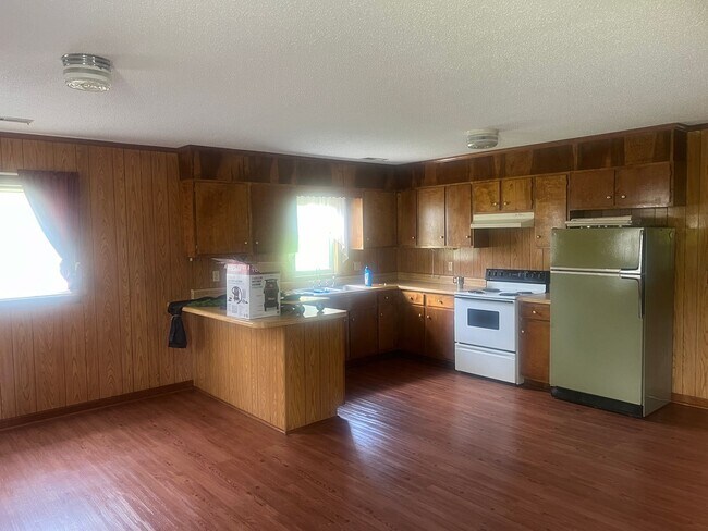 Building Photo - Great one level home in a perfect Tri-Citi...