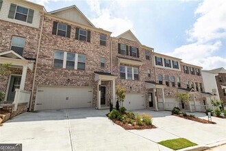 Building Photo - 1555 Brantin Dr