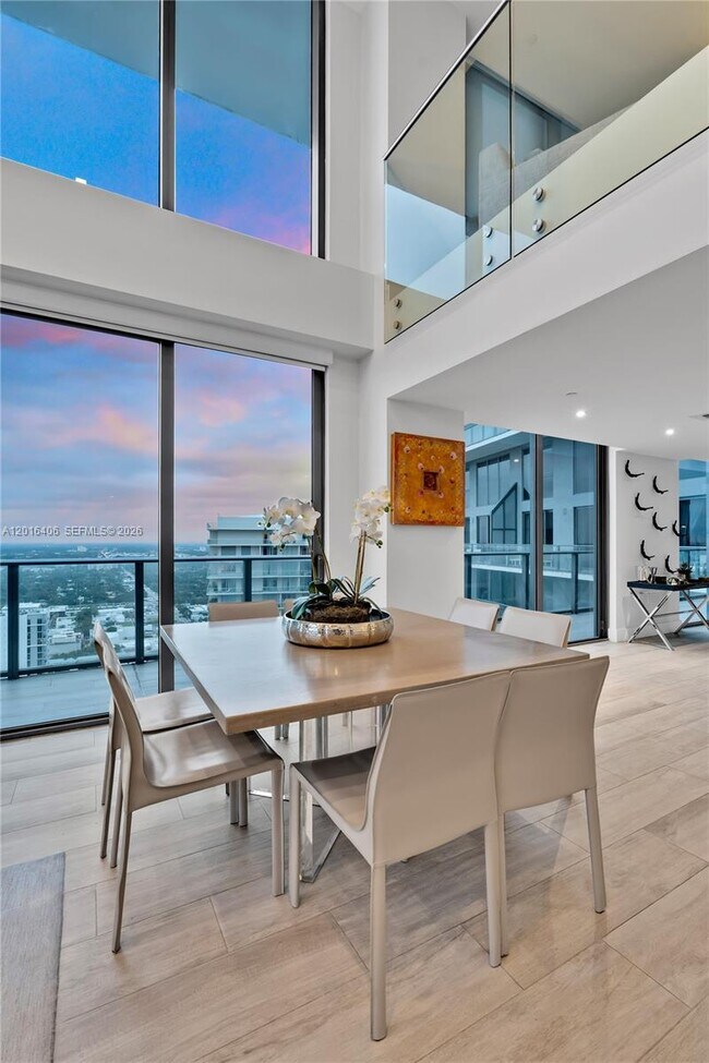 Building Photo - 121 NE 34th St