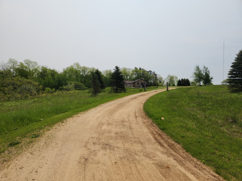 Primary Photo - 18930 Highway 131