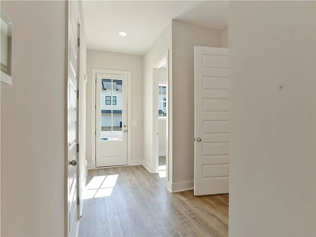 Building Photo - Owen's Crossing Townhome